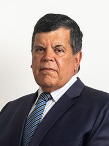 CARLOS PAREDES